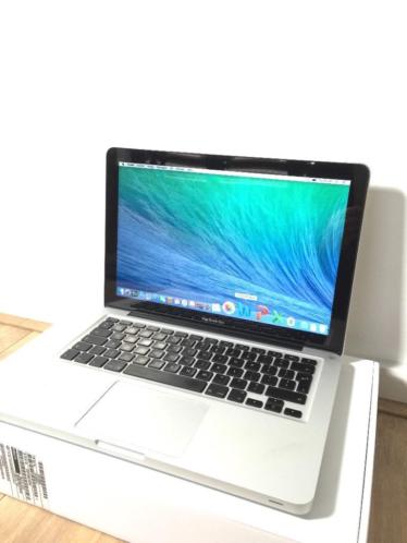 Macbook Pro 13 inch i5 2,5 GHz 8GB Ram 500GB  Veel Extra039s