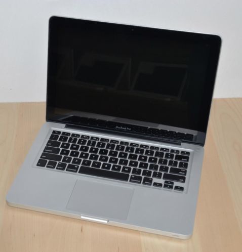 Macbook Pro (13 inch) i52,4GHz8GB1TBIntel met garantie