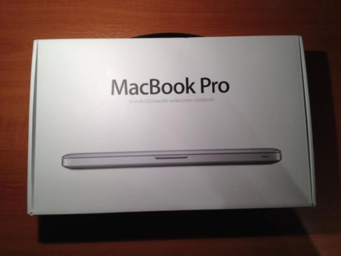 MacBook Pro 13 inch LED-backlit Widescreen Notebook