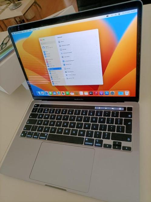 macbook pro 13 inch m1 2021