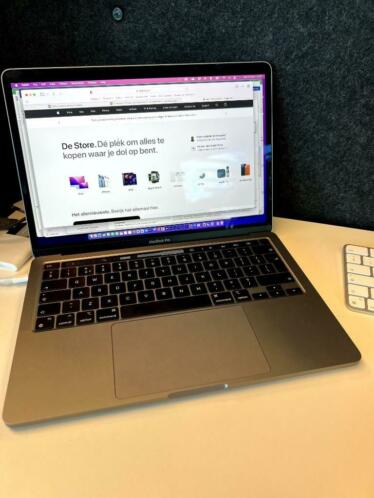 MacBook Pro 13 inch M1