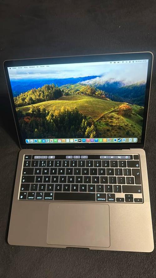 MacBook Pro 13 inch M2 model 2022