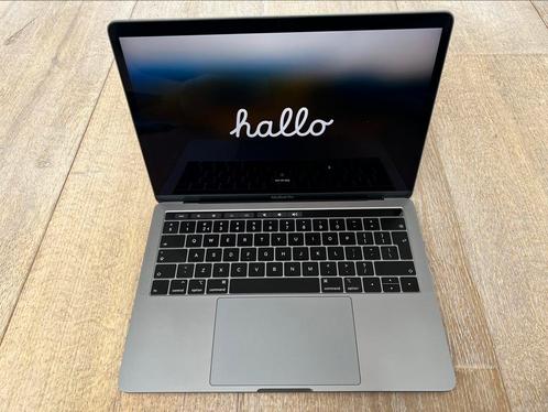 MacBook Pro 13-inch met touch bar, 2018, i5, 8GB, 256GB