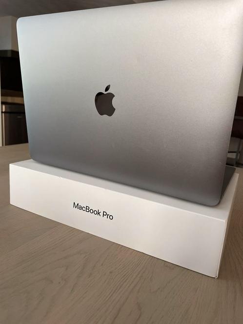 MacBook Pro - 13 inch - Mid 2017 - I5