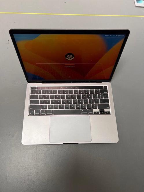 MacBook Pro 13 inch MYD82-M1 8-core 8 gB - 256 gB