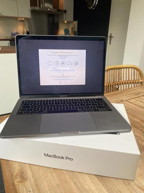 MacBook Pro 13 inch uit 2017