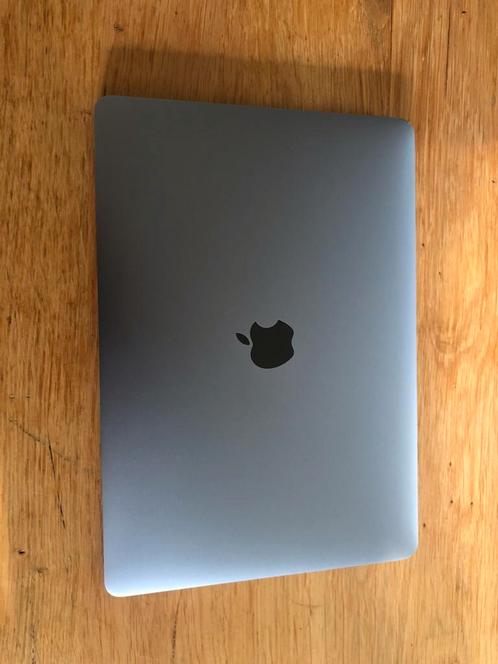 MacBook Pro - 13 Retina - 256 GB SSD - 16GB RAM - Z.G.A.N