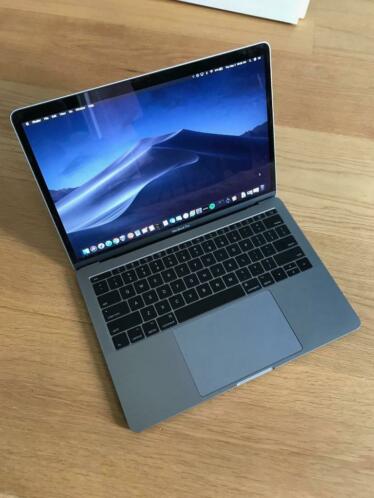  Macbook Pro 13034 16GB RAM 256GB SSD with Adapters 