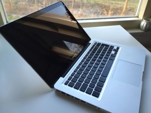 Macbook Pro 13034 2.4 GHz Intel Core 2 Duo  mid 2010  4 GB