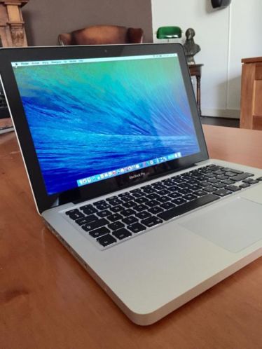 Macbook Pro 13034 4GB RAM 250GB HDD