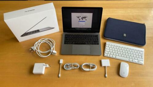MacBook Pro 13034 - 8GB - 128GB - spacegray