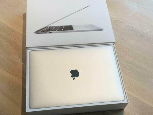 MacBook Pro 13034 i7 16 GB - 512 SSD - new battery  keyboard