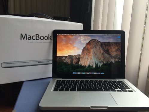 MacBook Pro 13034 (laat 2011) SSDHDD 2,4GHz i5 - 8GB RAM