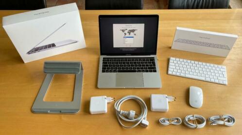 MacBook Pro 13034 - Touchbar - 16GB - 256GB met AC (2021)