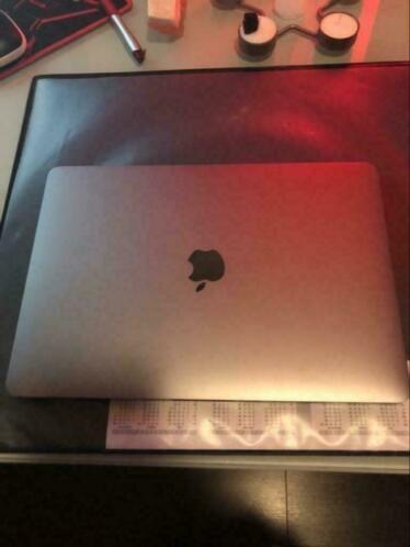 MacBook Pro 13034 TouchBar 3.1GHz i58Gb512Gb2017Garantie