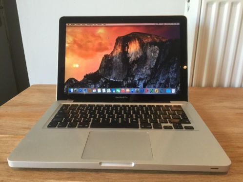 Macbook Pro 13039039 2.5Ghz 2.5 i5 4GB 500GB USB3.0 2012