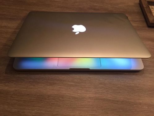 Macbook Pro 13039039 Retina 2.4Ghz 2.4 i5 4GB 128GB 