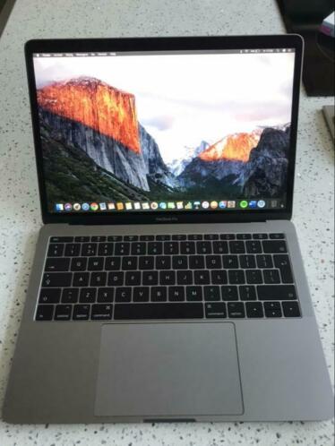 MacBook Pro 13,3 inch, 128gb Space Gray