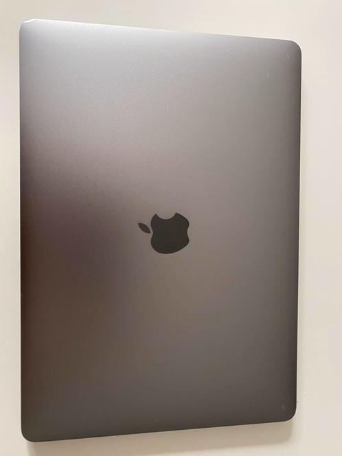 MacBook Pro 13.3 inch 2018 space grey