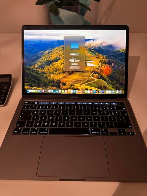 MacBook Pro 13,3- inch Apple M1 - 256GB SSD - 8GB geheugen