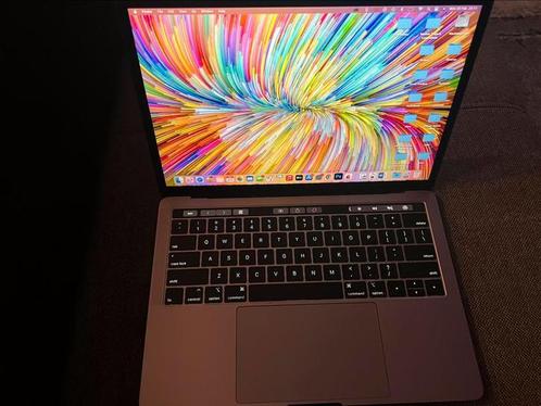 MacBook Pro 13inch 2019 Space Grey Touchbar weinig gebruikt
