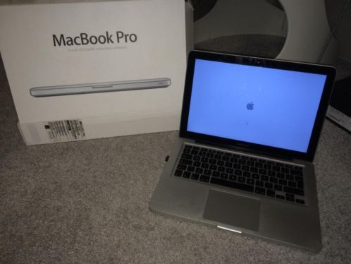 Macbook Pro 13inch 2,66 GHZ intel Core 2 Duo 8GB IN SUPER ST