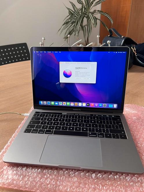 MacBook Pro 13inch 2,9GHz Dual-core  i5 8gb 512gb touch