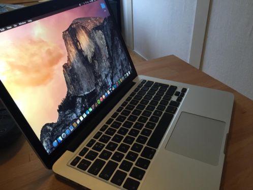 MacBook Pro 13inch z.g.a.n incl garantie van 1,5 jaar