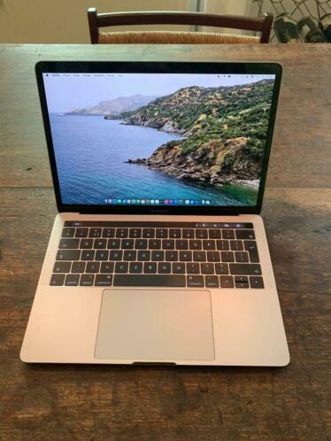 MacBook Pro 13quot 2017  Touch Bar gt kapotte toets