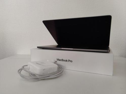 Macbook Pro 13quot 2019 8gRam 256Gig