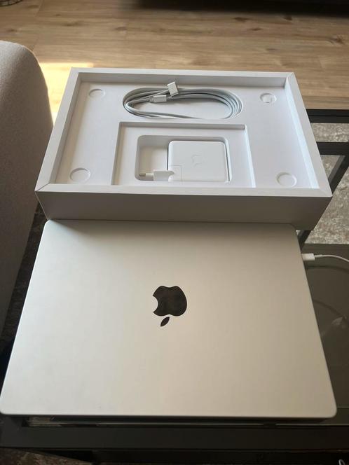 Macbook pro 14 Liquid Retina XDR M1 pro ram16Gb 512gb opslag