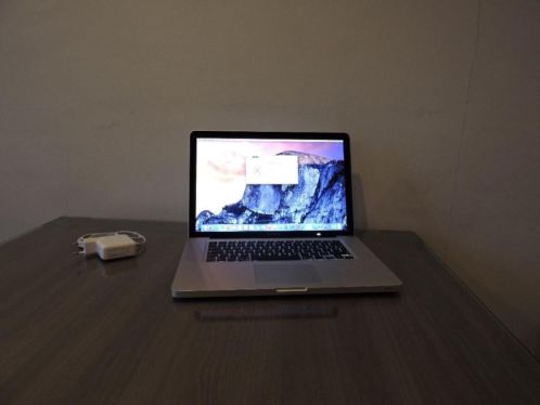 Macbook Pro 15 2,0 Ghz i7 4GB 500GB (Nieuwstaat  Garantie)