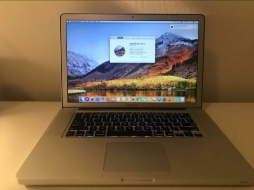 Macbook pro 15 2011, i7, 8GB RAM, SSD