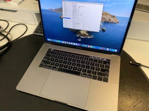 MacBook Pro 15 2018 i7-2.2 -6 core 16GB RAM 256GB Touchbar