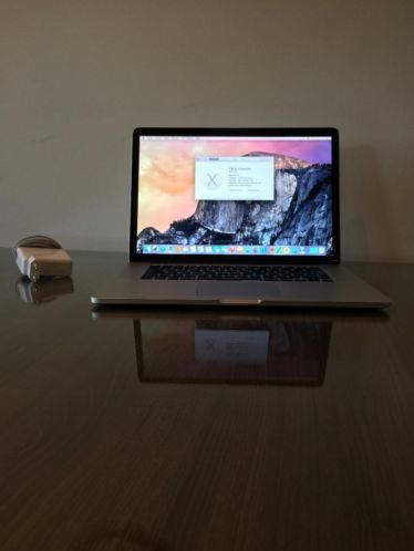 Macbook Pro 15 2,3 Ghz i7 8GB 256GB SSD RETINA ( Garantie )