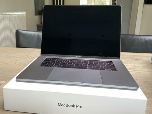 MacBook Pro 15 3.1 GHz Quad core i7