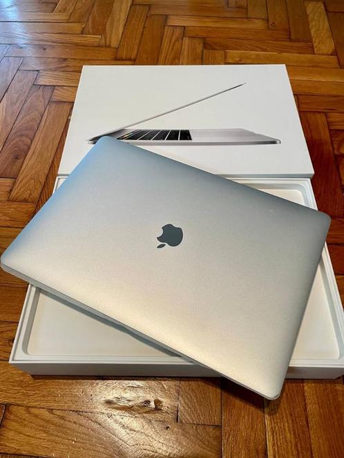 MacBook Pro 15, I7, 16gb, 500