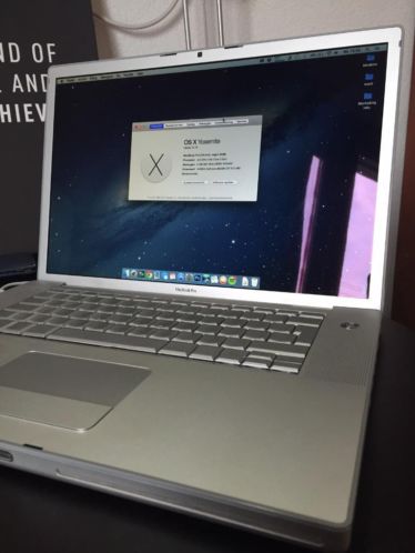 Macbook pro 15 inch 2008  SSD  MAX 4GB RAM. Superstaat. 