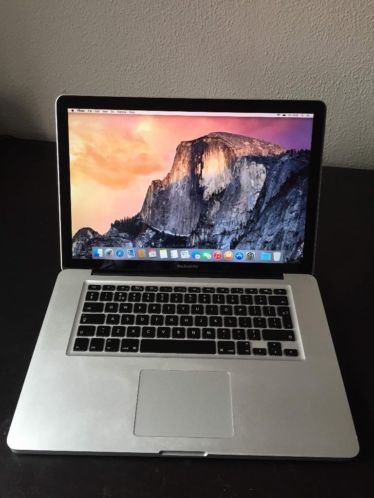 Macbook Pro 15 inch 2010, i7 2,66Ghz, 8GB RAM, 2x Videokaart