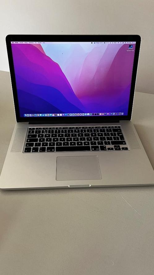 Macbook Pro 15 inch 2015 16GB 1TB 2,2-GHz quad-core Intel i7