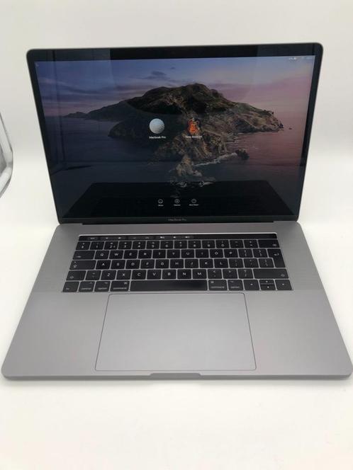 MacBook Pro 15 inch (2017) 2.9 GHz i7, 16GB, 512GB SSD