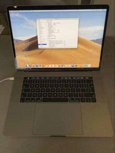 MacBook pro 15 inch 2017 