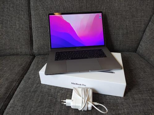 Macbook Pro (15 inch, 2017) I7, Radeon Pro 560, 1 TB SSD