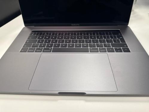 MacBook Pro 15-inch 2017 - NIEUWSTAAT