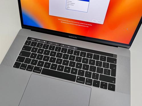 MacBook Pro 15 inch 2018  2,6 GHz  32 GB RAM  512 GB SSD