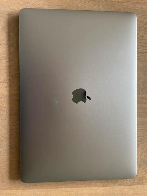 MacBook Pro 15 inch 2018  touchbar  Retina  2,6 GHz