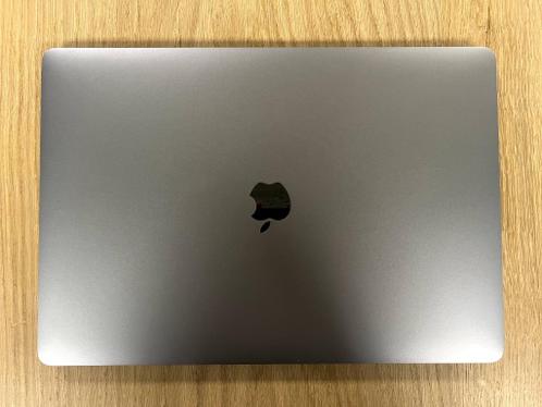 MacBook Pro 15 inch (2019) 1TB