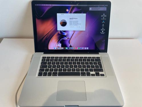 MacBook Pro 15 Inch 2.6Ghz Intel Core i7 8GB 1600 MHz DDR3