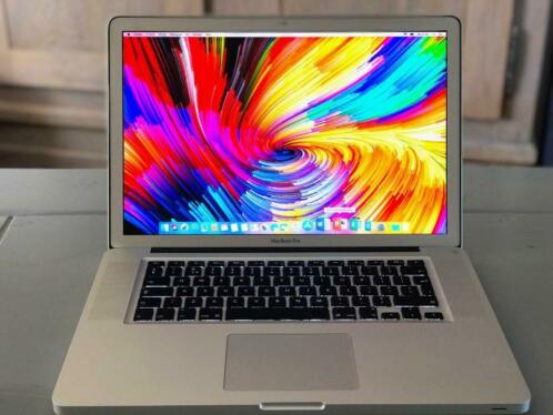 MacBook Pro 15 inch ALS NIEUW 