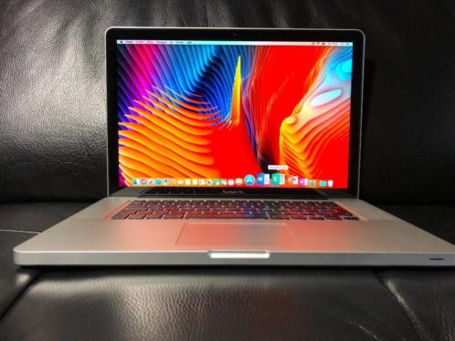 Macbook Pro 15 inch i7 Quad Core 8GB Ram 512GB SSD  EXTRA039S